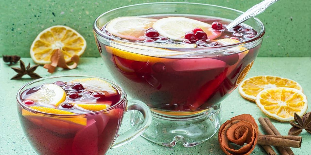 Punch cu vin Punch cu vin