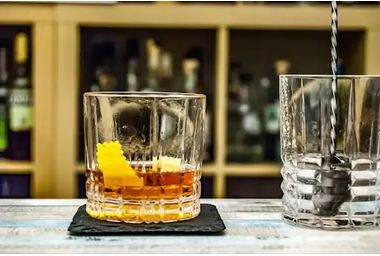 Cocktailuri pe bază de coniac: Află cum poți să le prepari la tine acasă