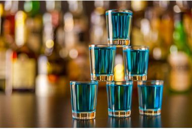 Kamikaze shot: rețeta perfectă pentru un start exploziv al serii