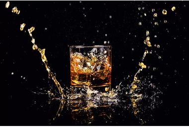 Ghid complet despre whisky: Tipuri, caracteristici, cum &icirc;l alegi