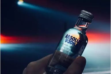 Din ce se face vodca și care sunt cele mai populare mărci