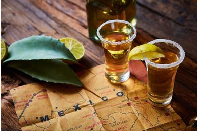 Explorarea aromelor Mexicului: Cocktailuri clasice cu tequila Explorarea aromelor Mexicului: Cocktailuri clasice cu tequila