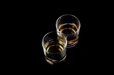 Ce este Brandy-ul și care e diferența între această băutură, Coniac și Vinars?