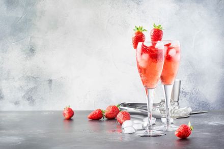 Cocktail Rossini: Istorie, compoziție și idei de rețete