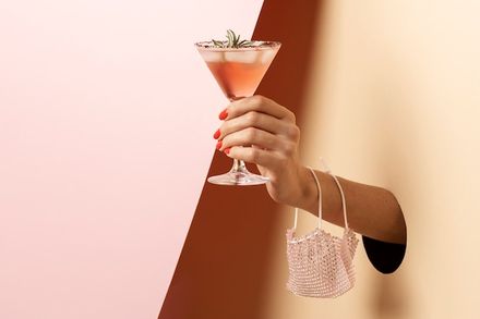 Cele mai bune cocktailuri pentru fiecare zodie: Descoperă preferințele tale astrale