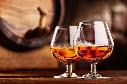 Istoria coniacului: care este povestea acestei băuturi