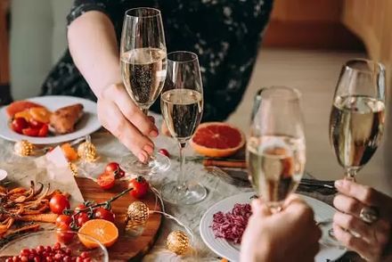 Istoria prosecco: Ce este prosecco și cum a apărut această băutură