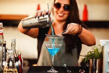 Rețete de cocktailuri pentru seara de Revelion: 10 idei