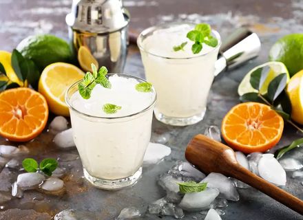 Cocktailuri perfecte pentru a te răcori vara: 25 idei