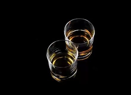 Ce este Brandy-ul și care e diferența între această băutură, Coniac și Vinars?