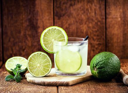 Descoperă gustul autentic de Caipirinha: o rețetă pas cu pas