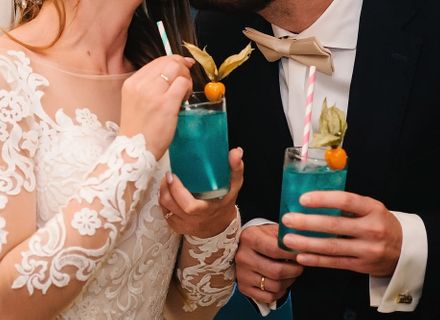 Idei de cocktailuri rafinate pentru nunta ta