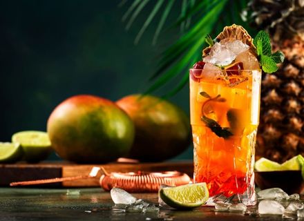 Cele mai populare siropuri pentru cocktailuri și cum să le folosești corect?