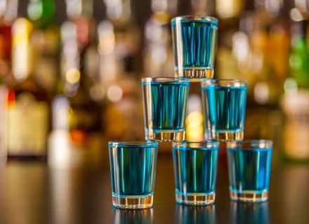 Kamikaze shot: rețeta perfectă pentru un start exploziv al serii