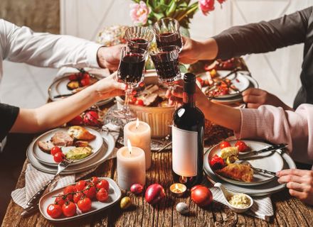 Cele mai potrivite 3 categorii de băuturi pentru masa de Paște