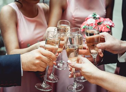 Top băuturi esențiale pentru o nuntă de neuitat