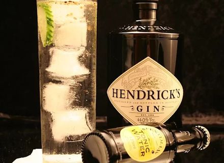 Totul despre gin: Istoric, tipuri, mod de obținere, branduri celebre din oferta noastră