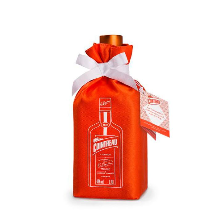 Cointreau Lichior Cute Pack 0.7L Cointreau Lichior Cute Pack 0.7L