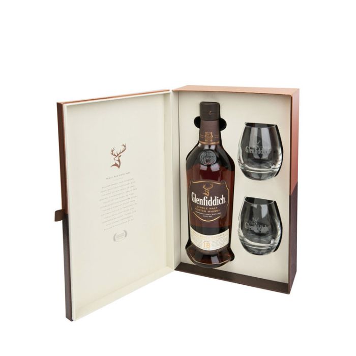 Glenfiddich 18YO Single Malt Whisky 0.7L 2 Pahare Glenfiddich 18YO Single Malt Whisky 0.7L 2 Pahare