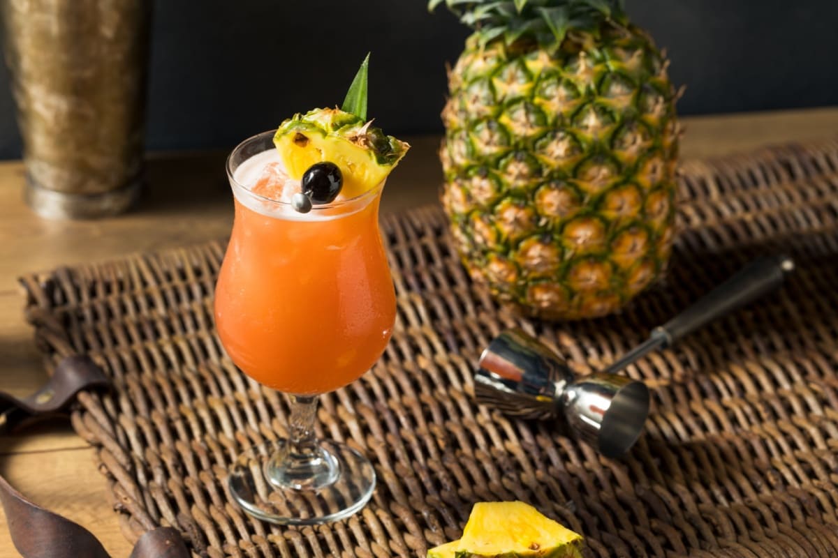 Singapore Sling cu fructe de padure