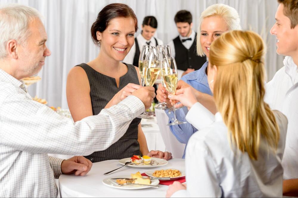 Vin spumant și șampanie